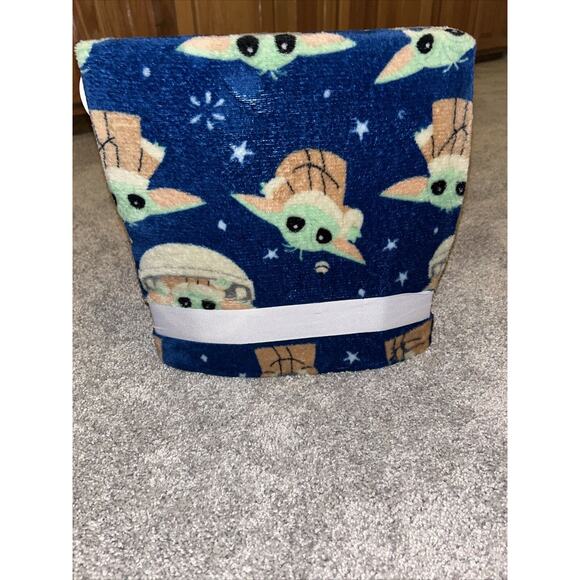 Star Wars Mandalorian Baby Yoda 3‎ Piece Travel Set With Plush NWT - Picture 3 of 8